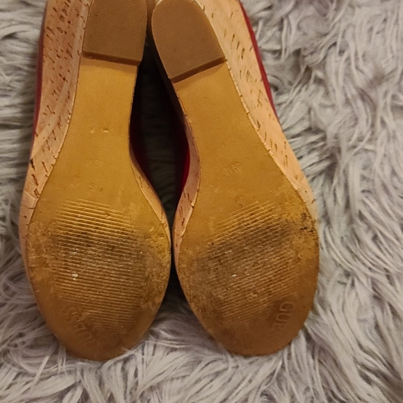 Guess red wedges - Picture 4 of 4